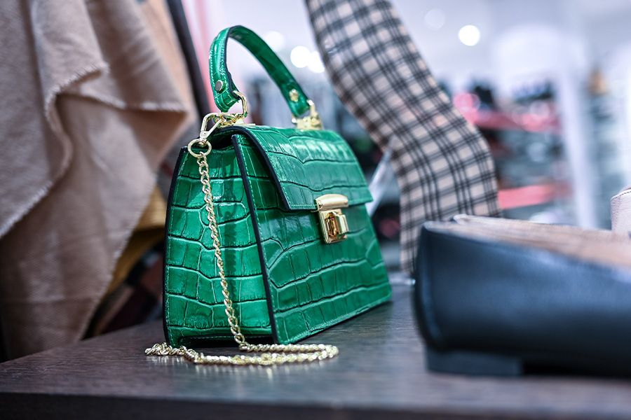 Werdich Schuhhaus Filiale Taschen Accessoires